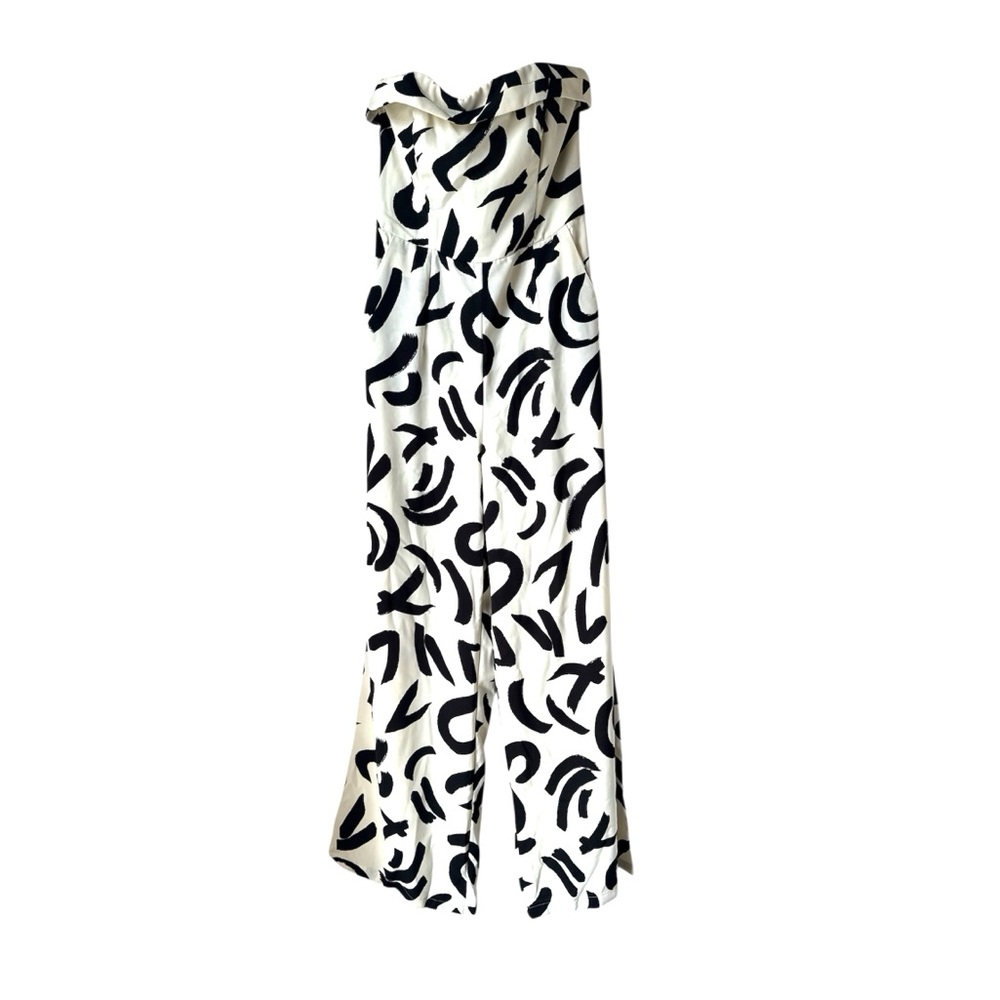 Black and White Jumpsuit by Thirty Thirty size medium sleeveless with pockets